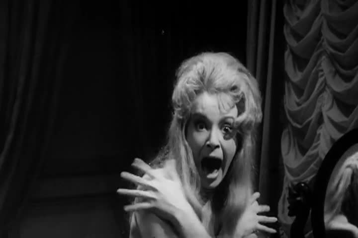 Halloween Terror Creatures from the Grave